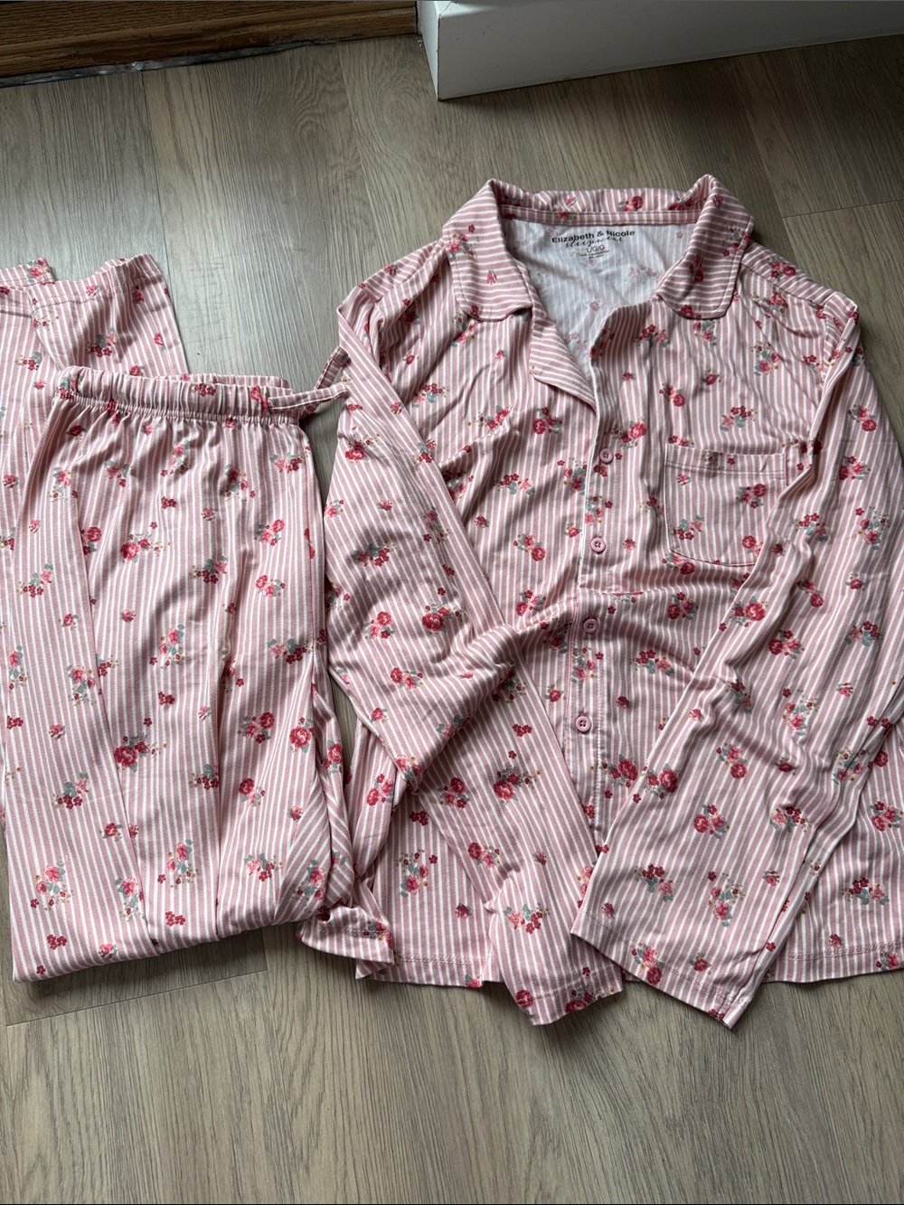 Women's Pink Floral Striped Pajama Set - Long Sleeve Top & Pants